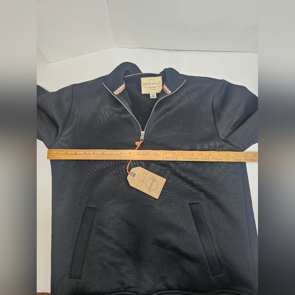 ORIGINAL
Weatherproof
6
VINTAGE
since 1948Men's Black Half-Zip Sweater - Picture 9 of 10